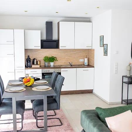 Апартаменты Auszeit In Radolfzell Радольфцелль  Экстерьер фото