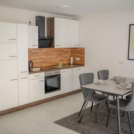 Апартаменты Auszeit In Radolfzell Радольфцелль  Экстерьер фото